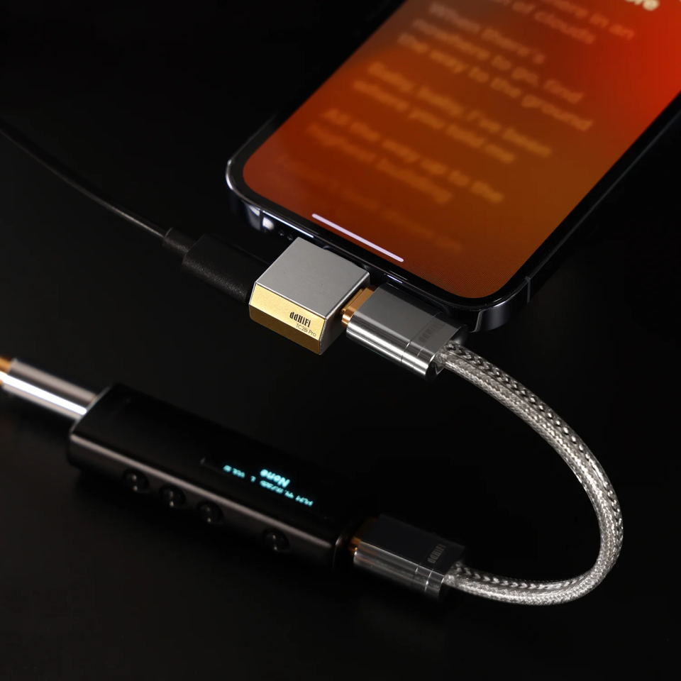 TC28i Pro Lightning to USB-C and Power Adapter