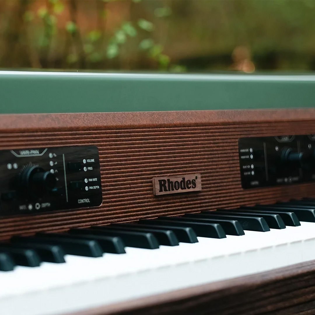 Harold Rodes Rhodes MK8 Earth Edition Harold Rhodes'un efsanevi elektro-mekanik ...