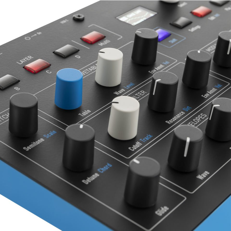 Waldorf Protein | Compact 8-Voice Polyphonic Wavetable Synthesizer